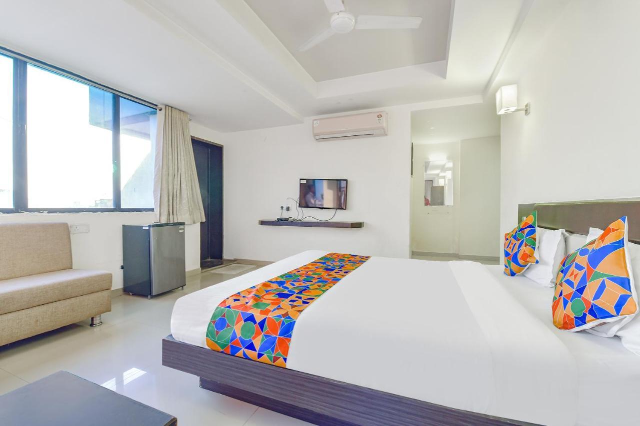 Fabhotel Skyland Ahmedabad Ngoại thất bức ảnh