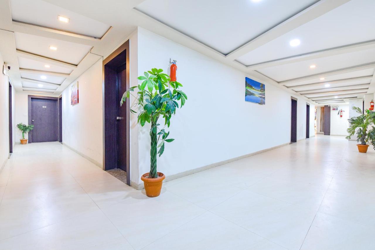 Fabhotel Skyland Ahmedabad Ngoại thất bức ảnh