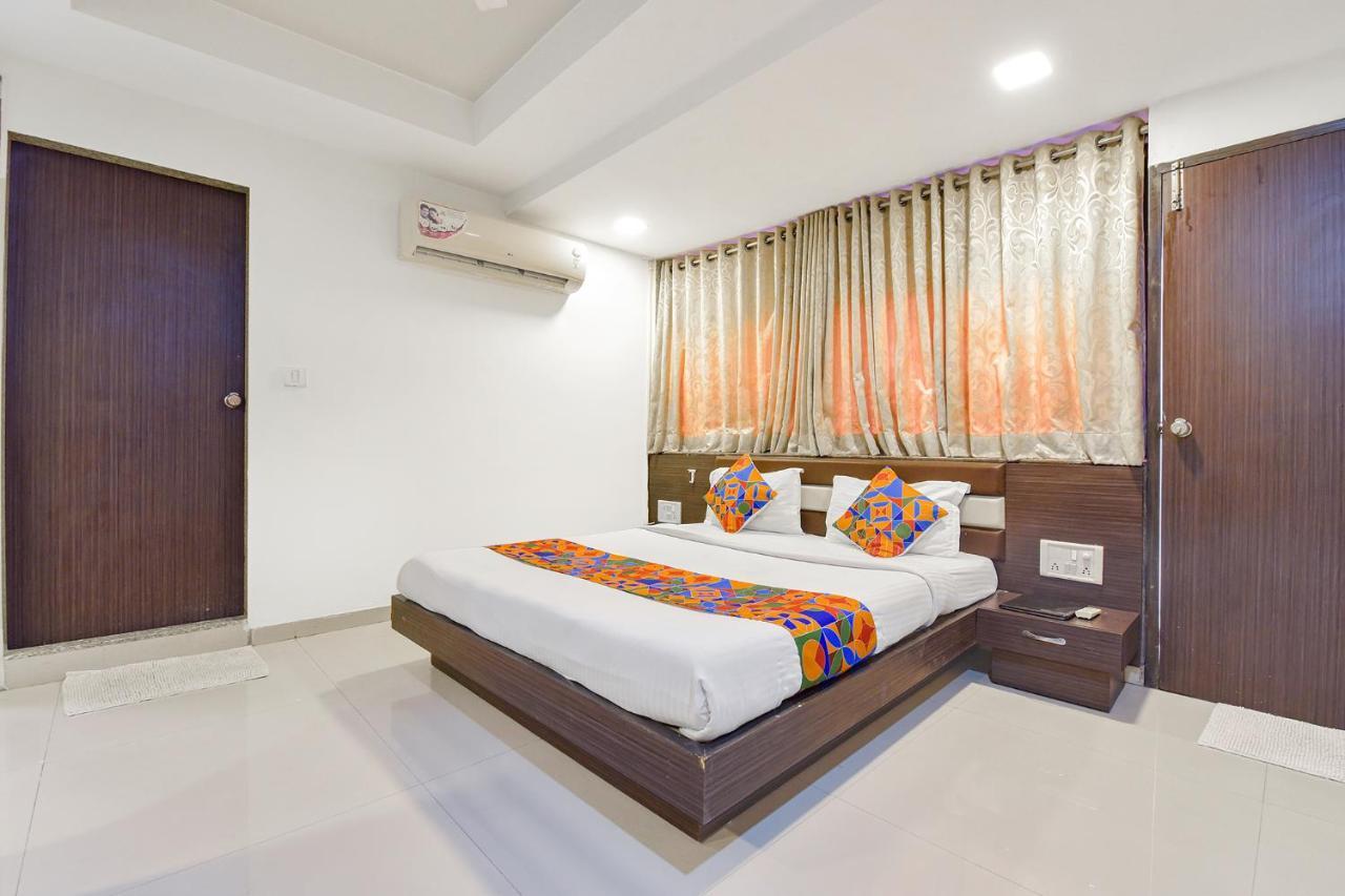 Fabhotel Skyland Ahmedabad Ngoại thất bức ảnh